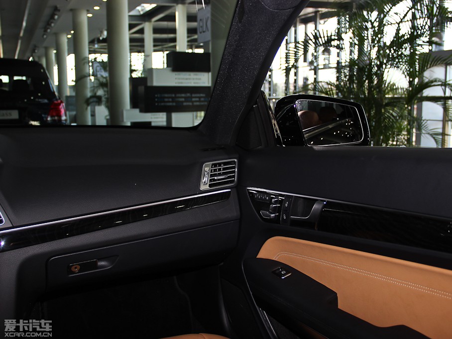 2014��YE���p�T E 200 Coupe