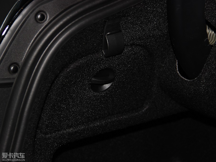 2014��YE���p�T E 200 Coupe