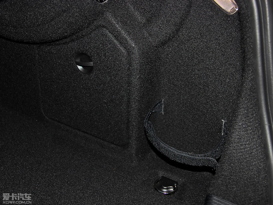 2014��YE���p�T E 200 Coupe