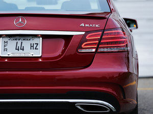 2014E 550 4Matic ^