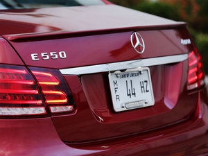 2014E 550 4Matic ^