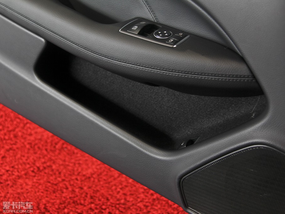 2013YC(M) C 180 Iܰ