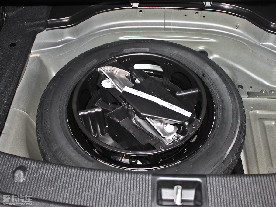 2013YC(M) C 180 Iܰ