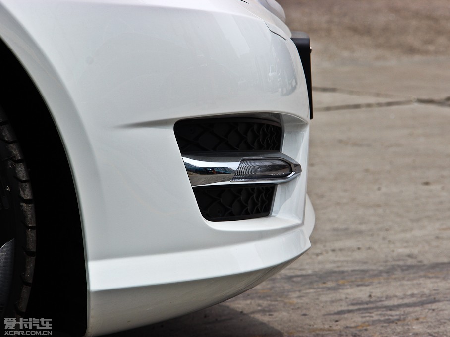 2013YC(M) C 180 Iܰ