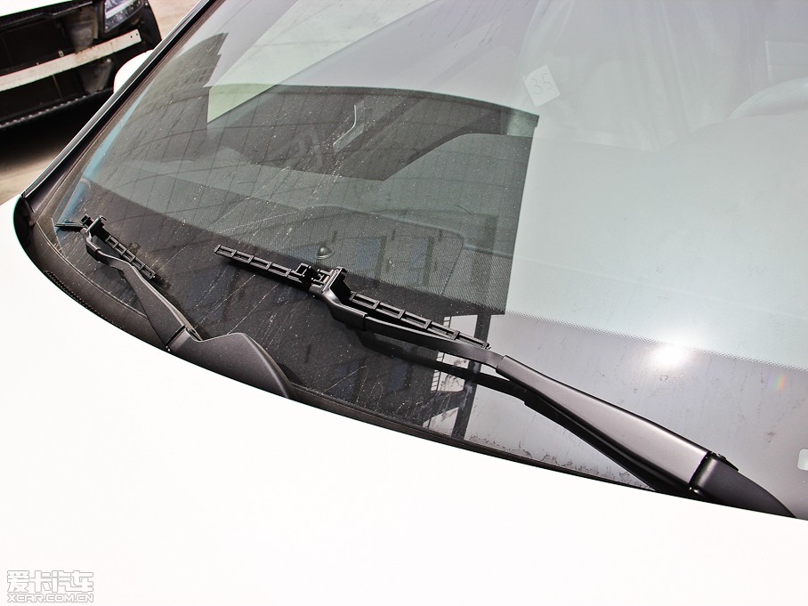 2013YC(M) C 180 Iܰ