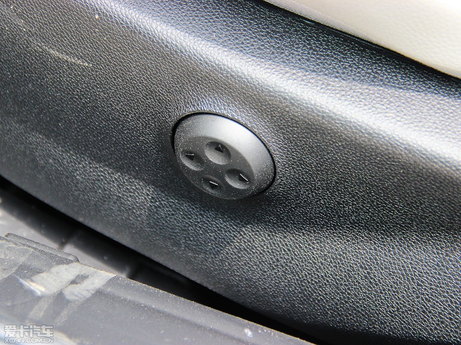 2013YC(M) C 180 Iܰ