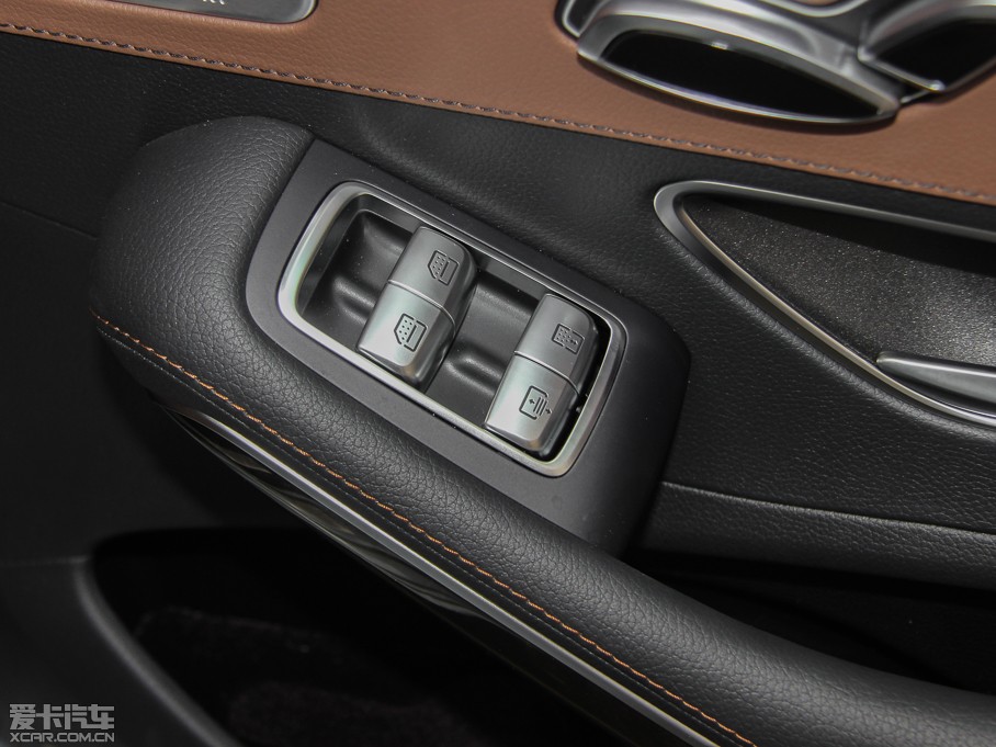 2014��YS�� S 320L ���A��