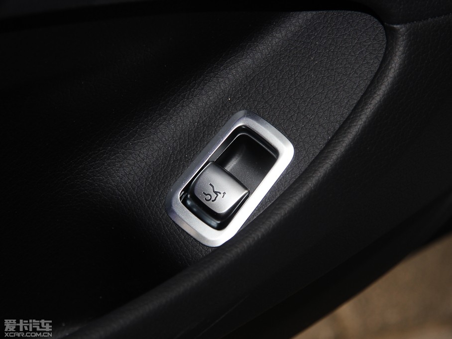 2014��YS�� S 320L ���A��