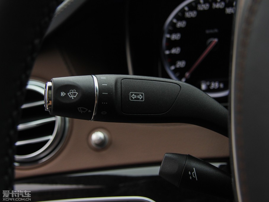 2014��YS�� S 320L ���A��