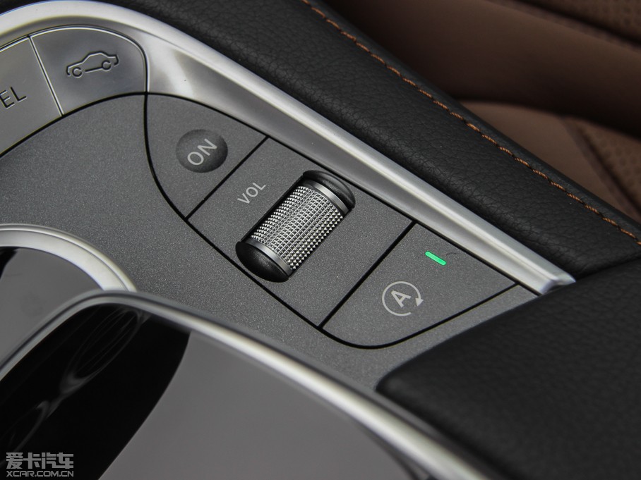 2014��YS�� S 320L ���A��