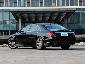 2014款S 400L 豪华型 左后45度
