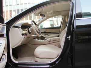 2014款S 400L 豪华型 前排空间