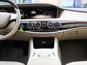 2014款S 400L 豪华型 中控台