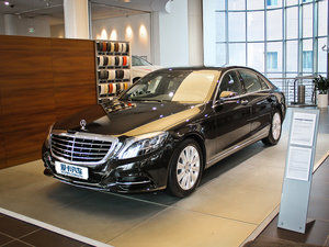 2014款S 400L 尊贵型 整体外观