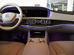 2014款S 400L 尊贵型 中控区