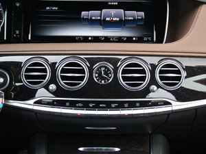 2014款S 500L 4MATIC 空调出风口
