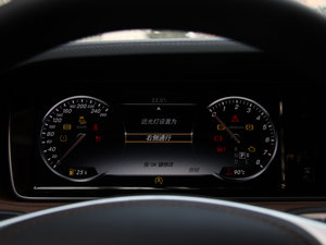 2014款S 320L 豪华型 中控区