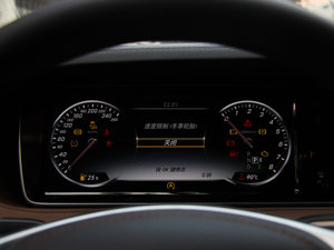 2014款S 320L 豪华型 中控区