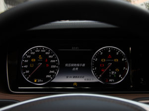 2014款S 320L 豪华型 中控区
