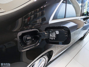 2014款S 400L 4MATIC 油箱盖