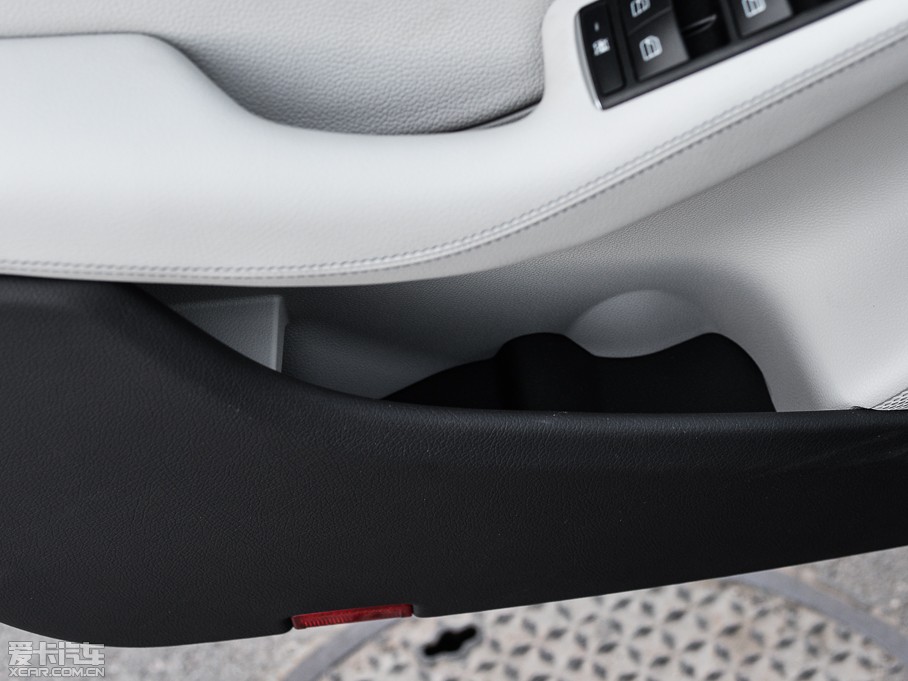 2015YB(j) B 200 r(sh)