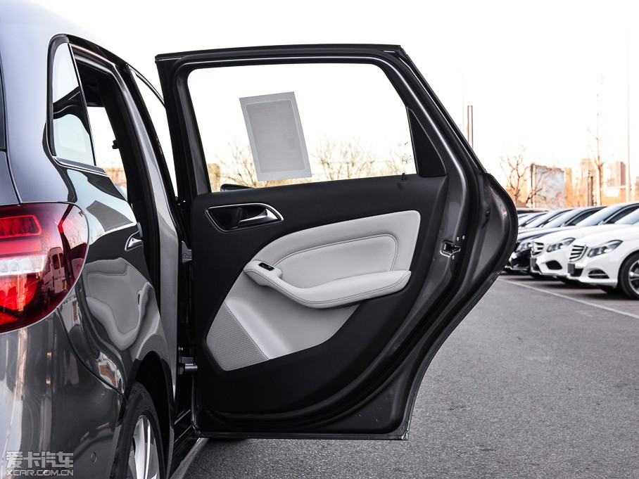 2015YB(j) B 200 r(sh)