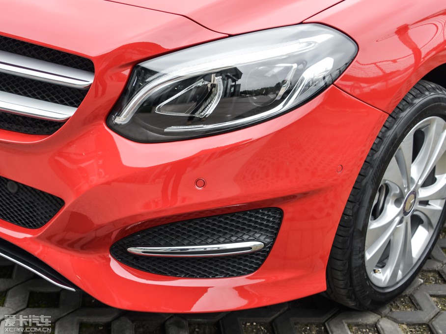 2015��YB�� B 200 �r����