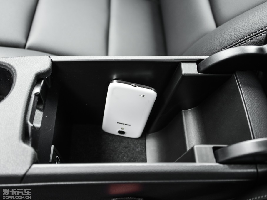 2015YB(j) B 200 r(sh)