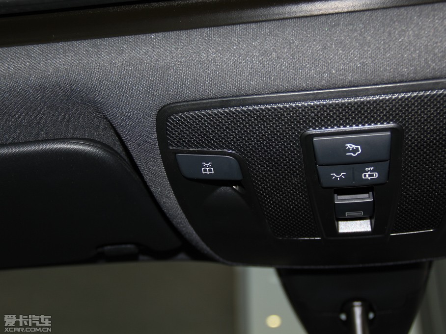 2015YB(j) B 200 (dng)