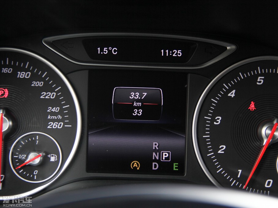 2015YB(j) B 200 (dng)