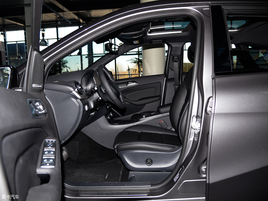 2015YB(j) B 200 A