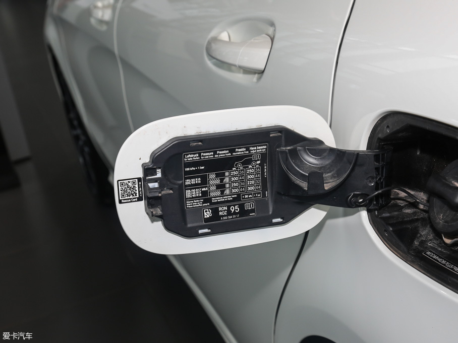 2015YB(j) B 200 A