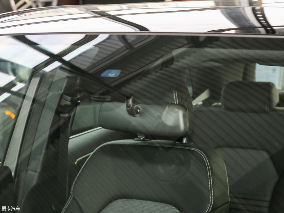 2015YB(j) B 200 (dng)