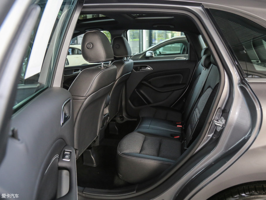 2015YB(j) B 200 (dng)