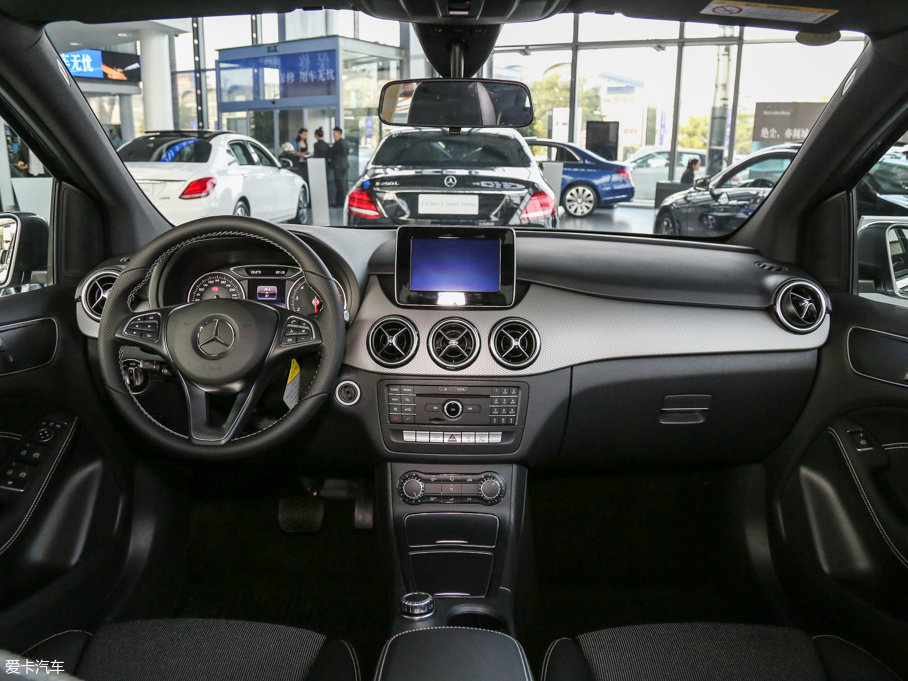 2015YB(j) B 200 (dng)