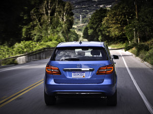 2015Electric Drive w^