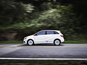 2015Electric Drive w^