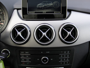 2015B 200 (dng) п؅^(q)