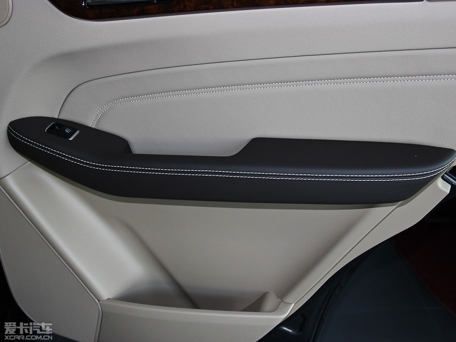 2014YM(j) ML 400 4MATIC (dng)