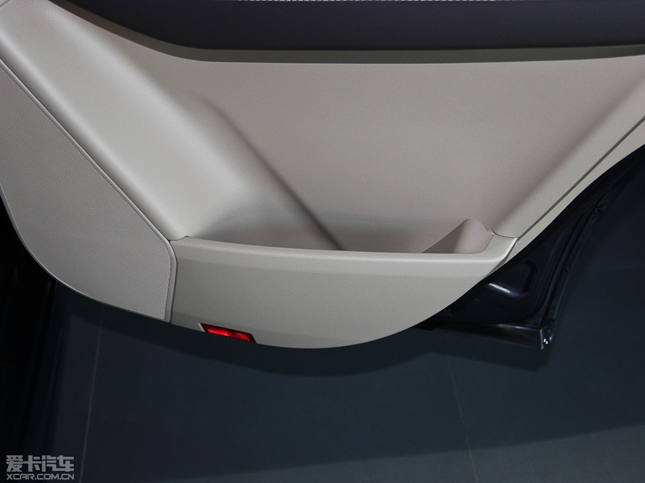 2014YM ML 400 4MATIC Ӹ