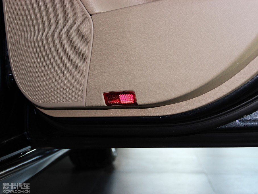 2014YM ML 400 4MATIC Ӹ