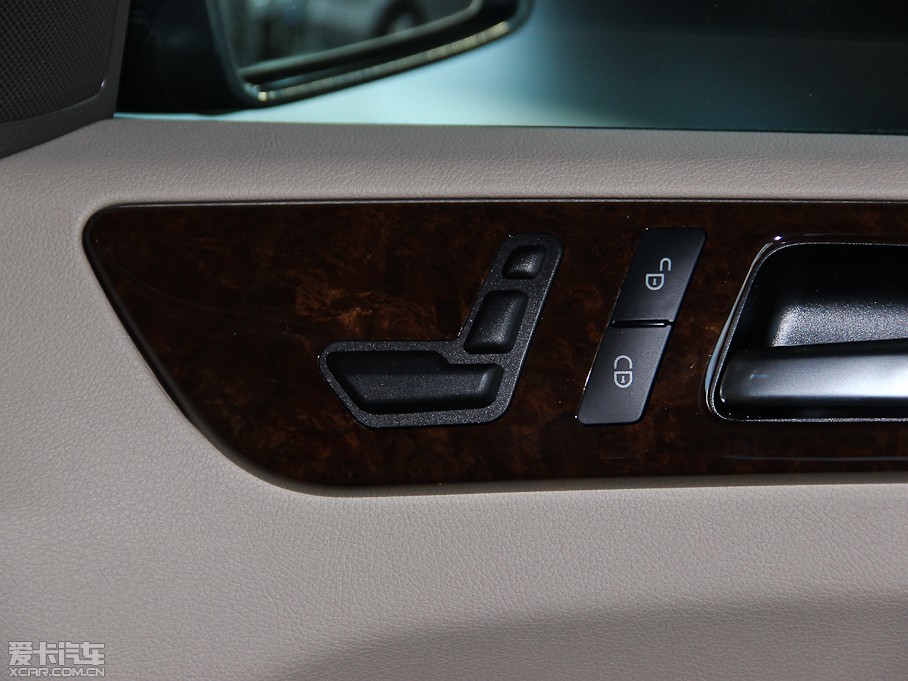 2014YM ML 400 4MATIC Ӹ