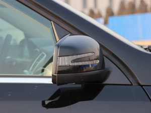 2014ML 400 4MATIC Ӹ ^