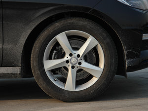 2014ML 400 4MATIC Ӹ ^