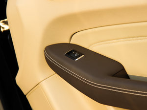 2014ML 400 4MATIC Ӹ п؅^