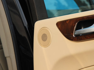 2014ML 400 4MATIC Ӹ п؅^