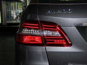 2014ML 400 4MATIC Ӹ ^