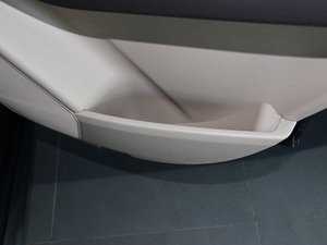 2014ML 400 4MATIC Ӹ g