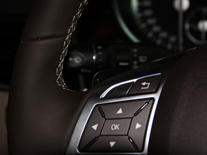 2014ML 400 4MATIC Ӹ п؅^