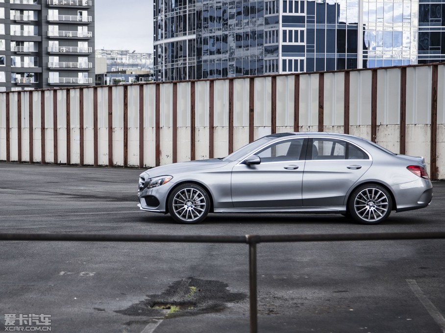 2014YC(M) C 300 4MATIC Ҏ